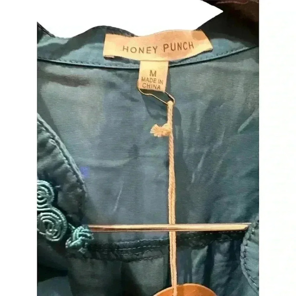 COPY - Honey Punch komono  coverup or robe in teal.  Size M, NWT​​​​​​​​ - Picture 5 of 9